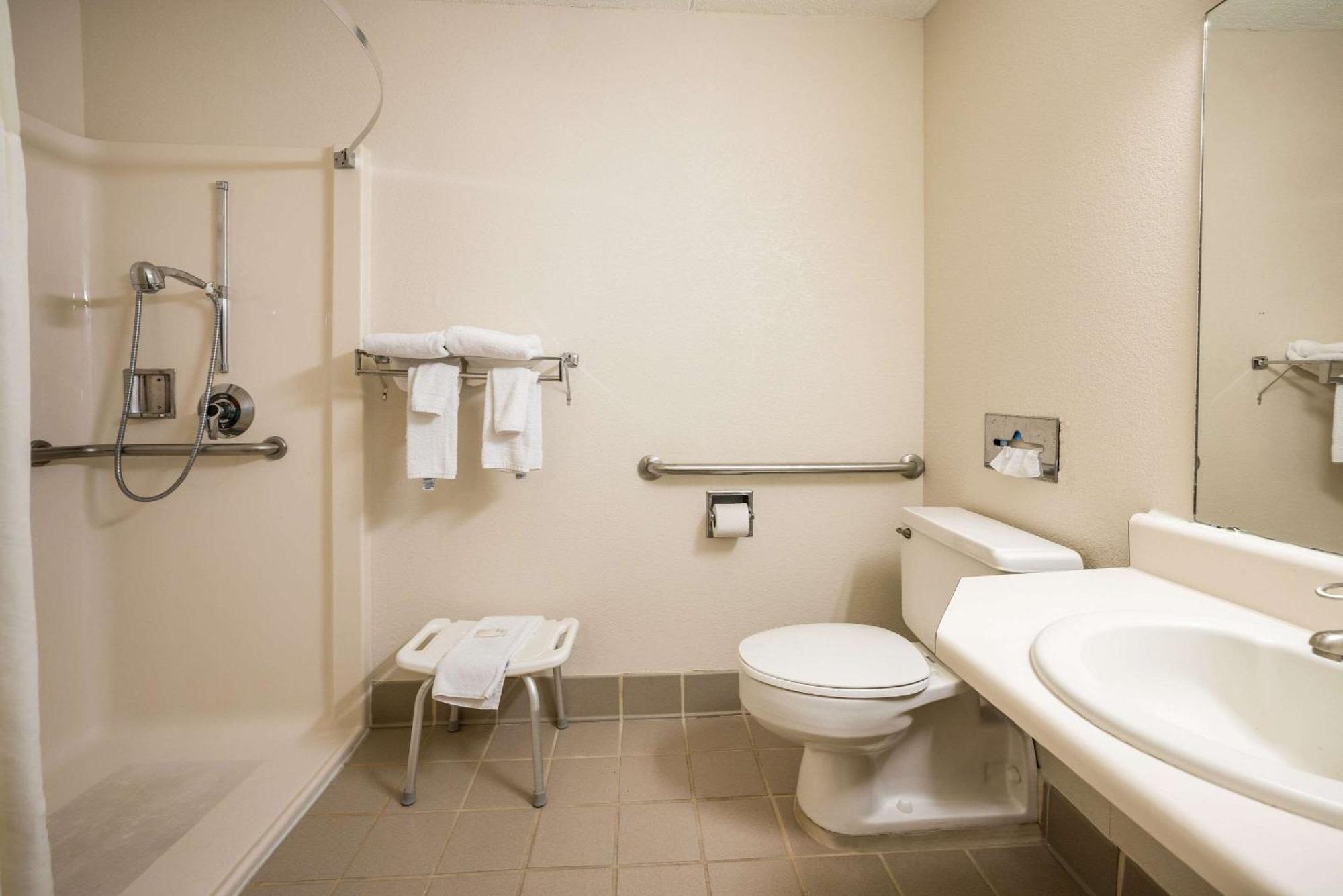 Suburban Studios Syracuse Fairgrounds Экстерьер фото